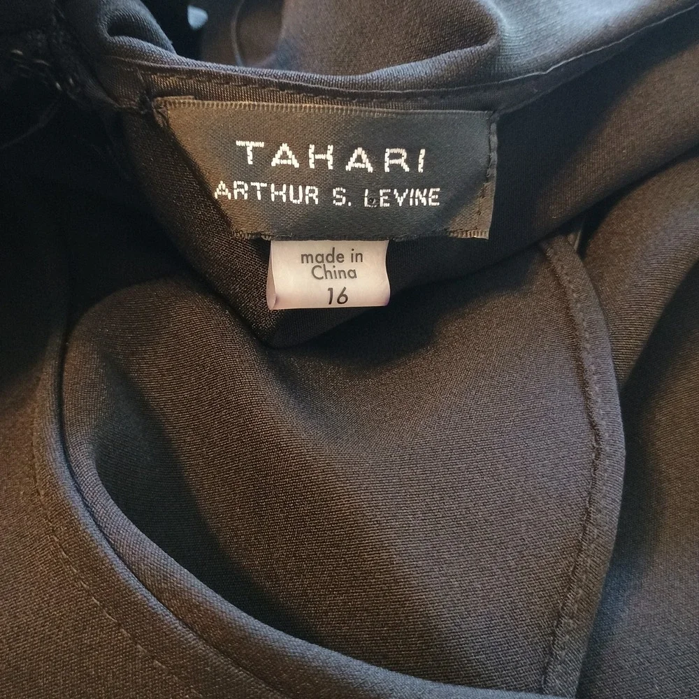 NWT Tahari Arthur S Levine Black Jumpsuit Size 16 Ruffle Wide Leg 8220M952